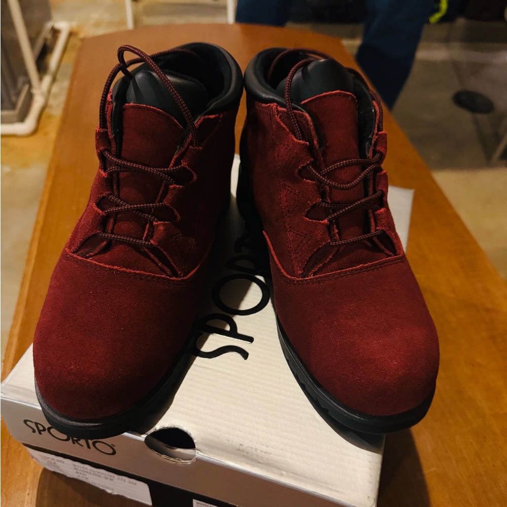 Madeline red bootie size 9.5w women’s leather upper